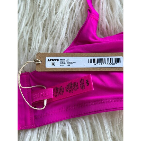 Skims Femme Lace Unlined Scoop Bra Fuchsia Size 40DD - Picture 8 of 8